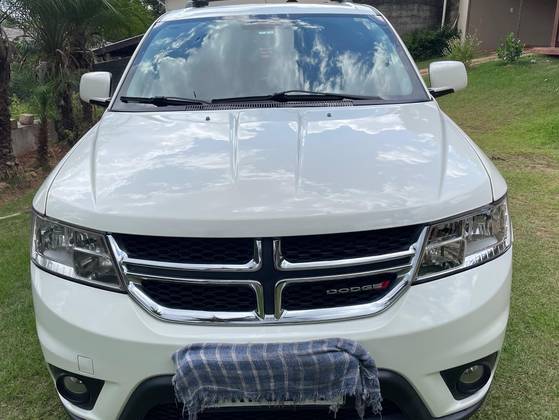 DODGE JOURNEY 3.6 SXT V6 GASOLINA 4P AUTOMÁTICO DODGE JOURNEY 3.6 SXT V6 GASOLINA 4P AUTOMÁTICO